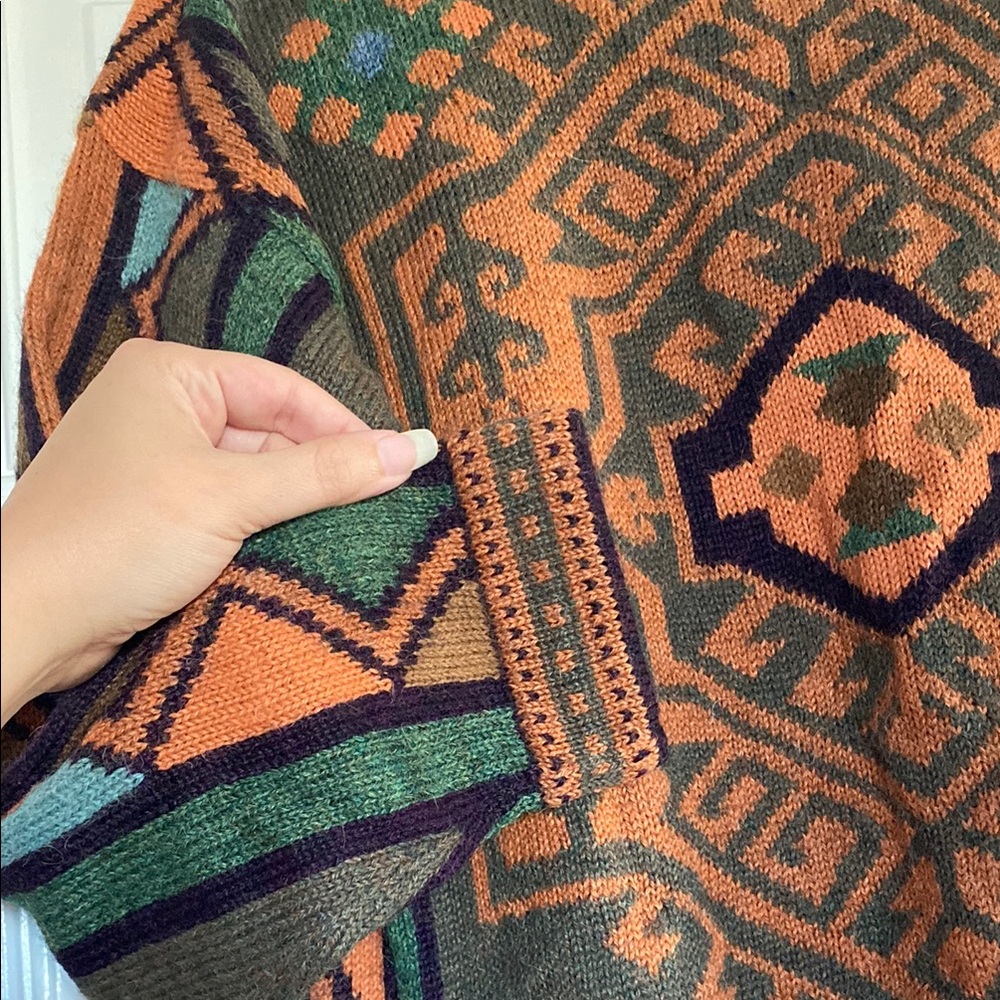 Colorful Geometric Alpaca Cardigan - Picture 3 of 4